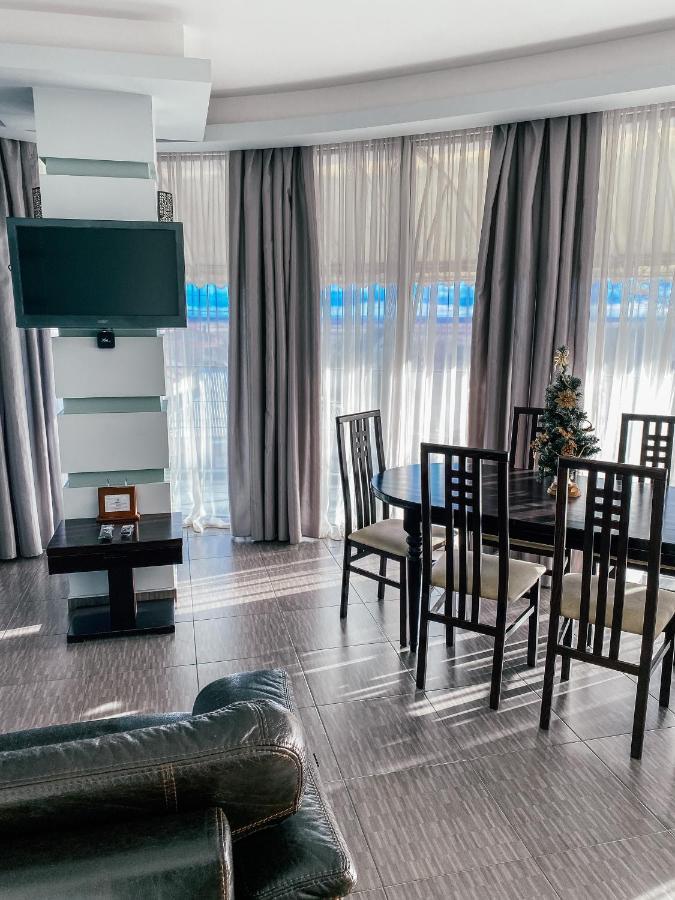 Greenstone Hotel Kherson Luaran gambar