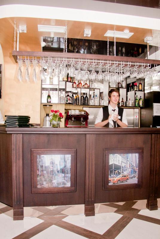 Greenstone Hotel Kherson Luaran gambar